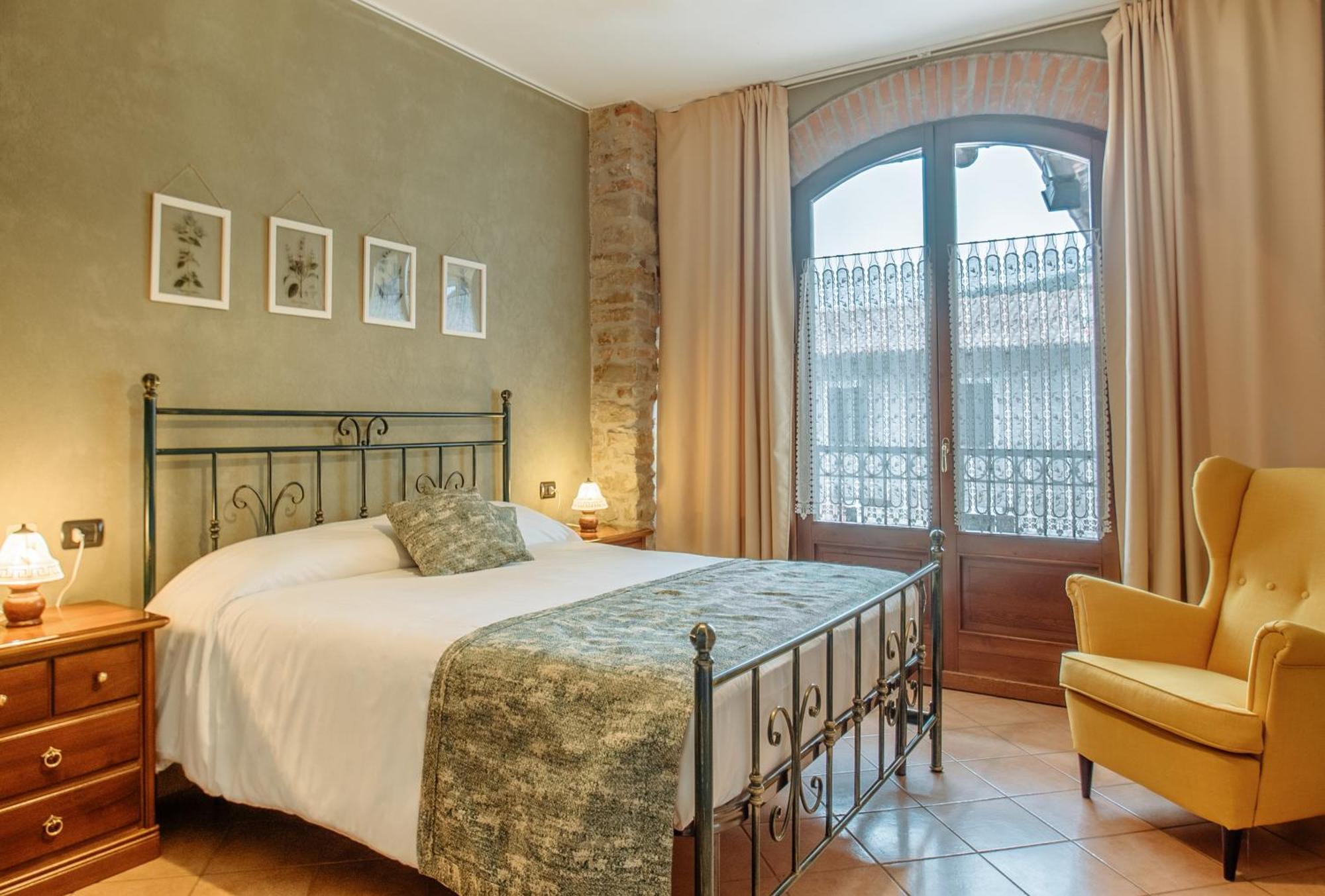 Agriturismo Tenuta San Giuseppe Cossano Belbo 外观 照片